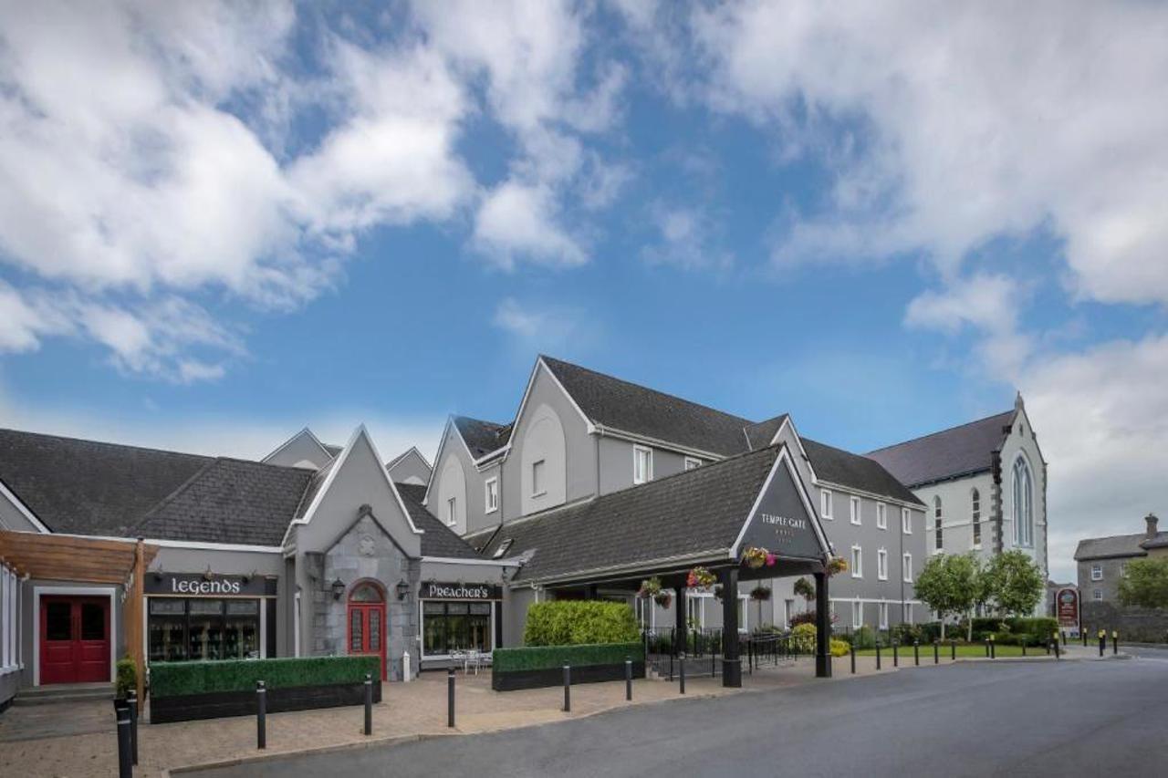 Temple Gate Hotel Ennis Exteriör bild